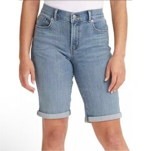 Levi's Classic Bermuda Jean Shorts Light Wash Waist Size 33
